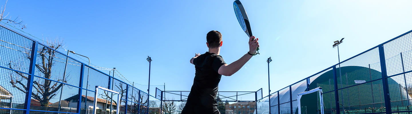 ¿Cómo evitar lesiones comunes al jugar Padel?