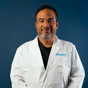 Dr. Ivan Santoro